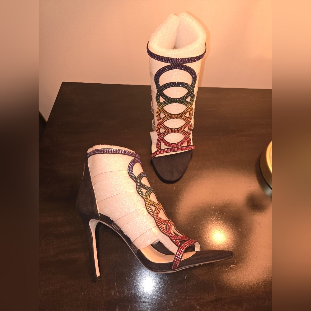 Jessica Simpson ~ Jyanni Sandal - Picture 4 of 7